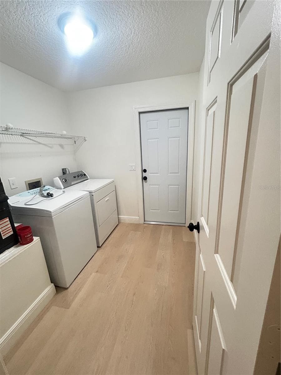 LAUNDRY ROOM - 1901 KNOLTON AVE, ORANGE CITY
