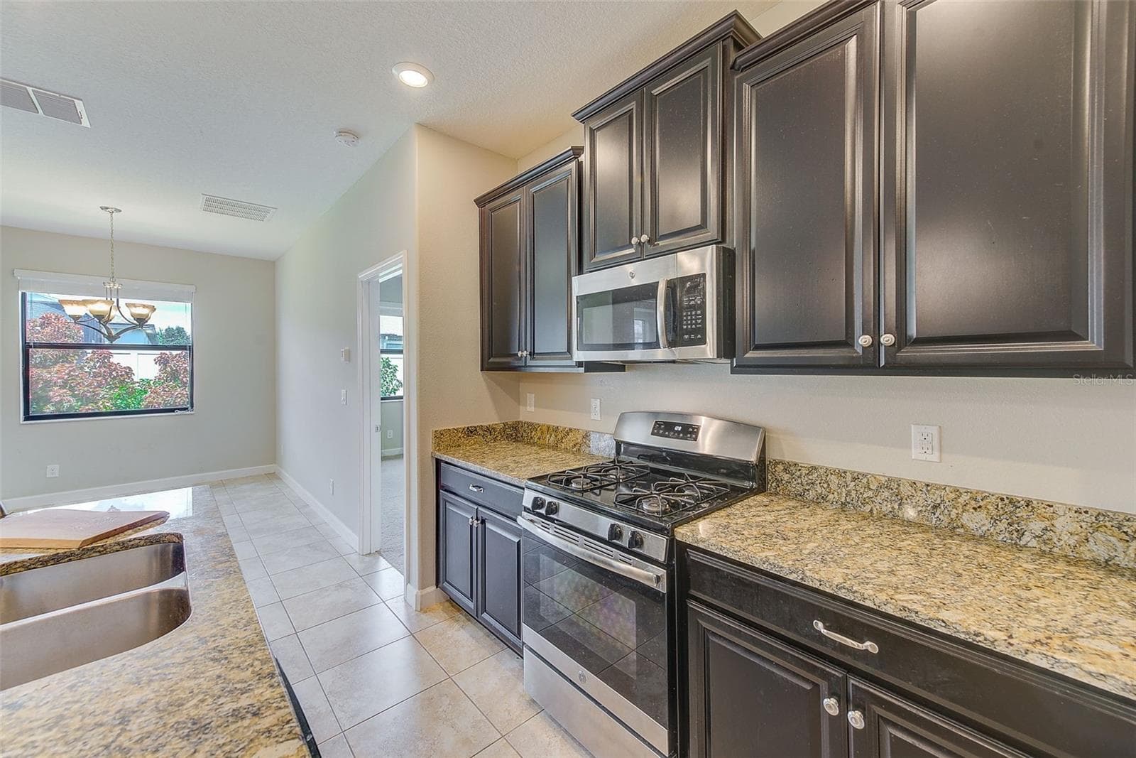 Single Family Residence at 8121 SEQUESTER LOOP, LAND O LAKES, photo 9 of 34