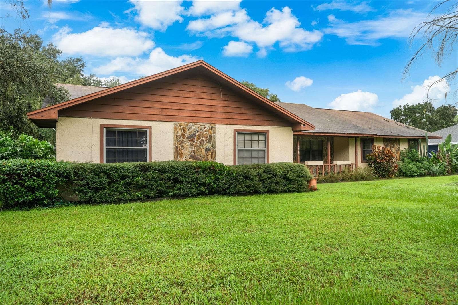 Single Family Residence at 4253 STAFFORD DR, WINTER HAVEN, photo 2 of 35