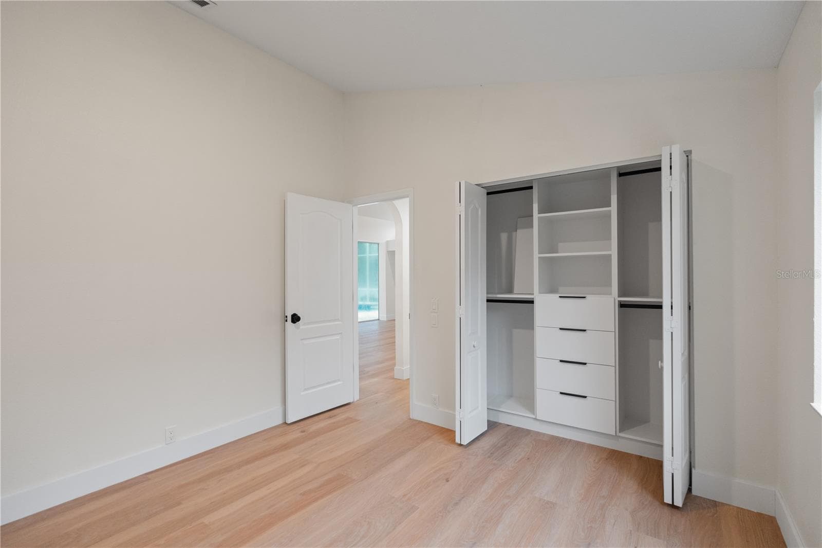 Complete with custom built-ins - 4730 WRENTHAM PL, PALM HARBOR