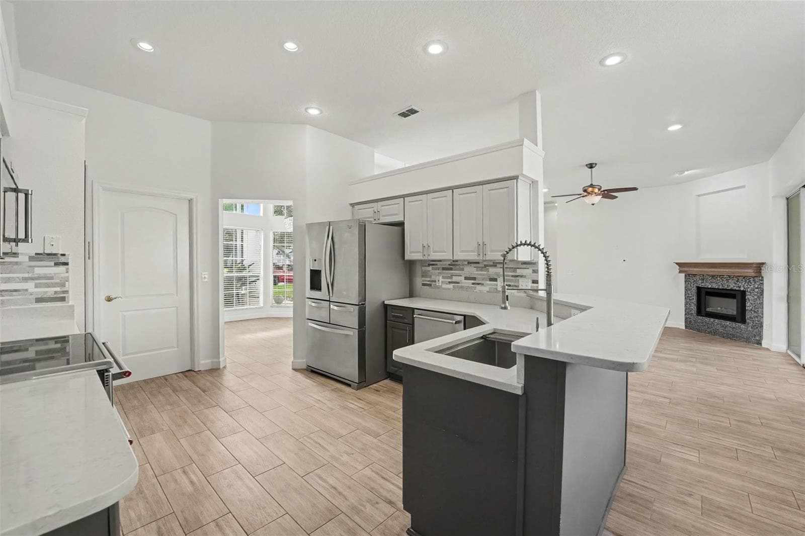 Single Family Residence at 1805 LEE JANZEN DR, KISSIMMEE, photo 15 of 32