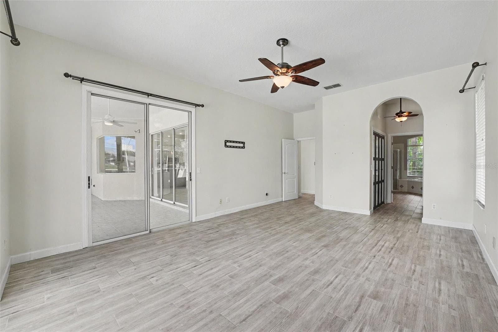 Single Family Residence at 1805 LEE JANZEN DR, KISSIMMEE, photo 25 of 32