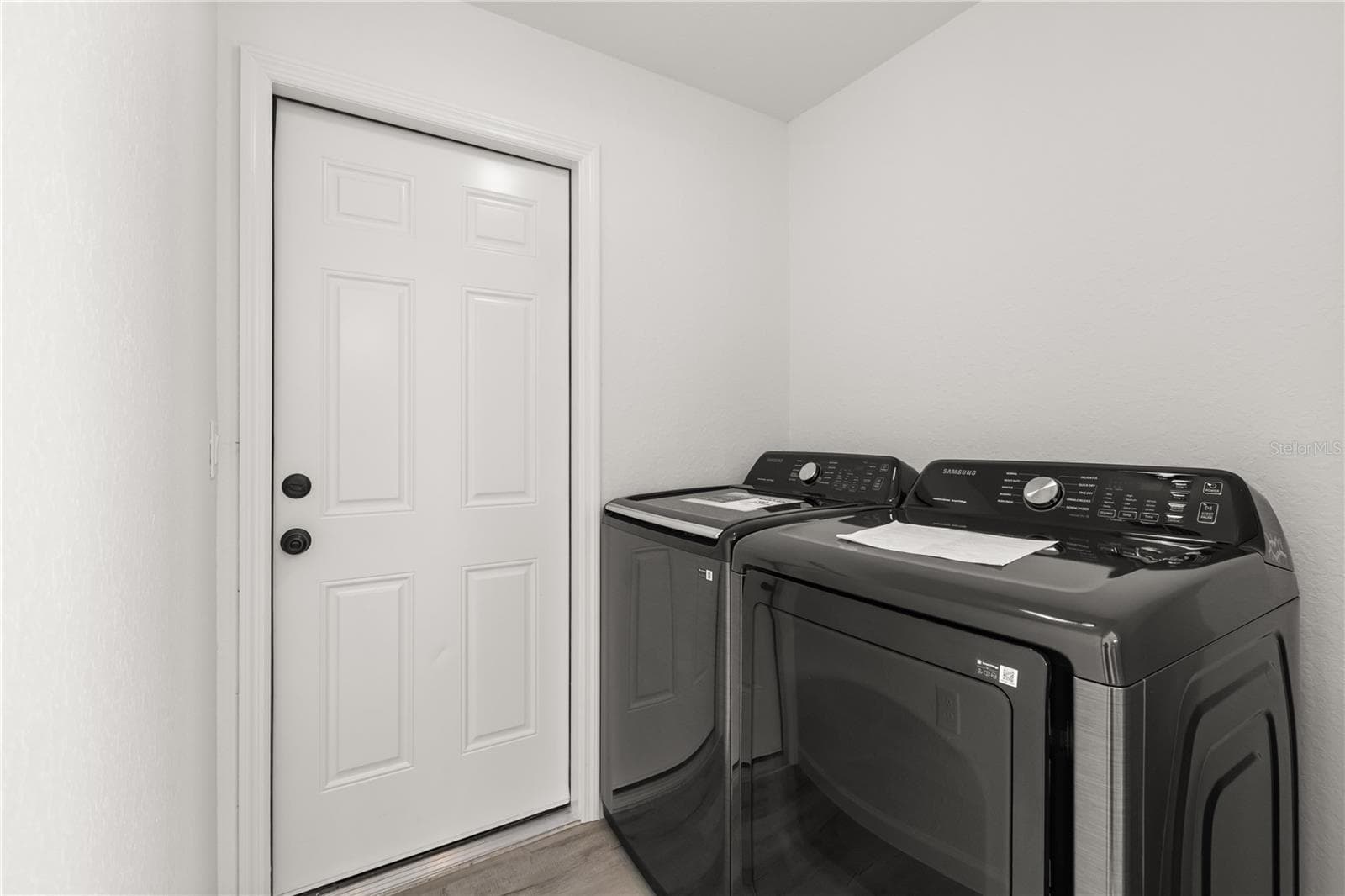 Single Family Residence at 21950 SW MARINE BLVD, DUNNELLON, photo 7 of 15