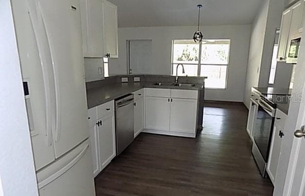 Single Family Residence at 7838 TARABILLA AVE, NORTH PORT, photo 7 of 9