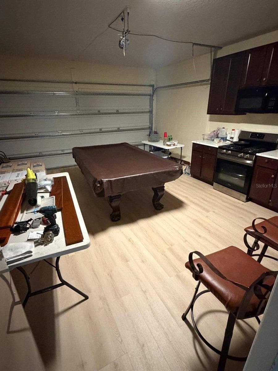 Garage - 15549 GEMINI DR, MASCOTTE