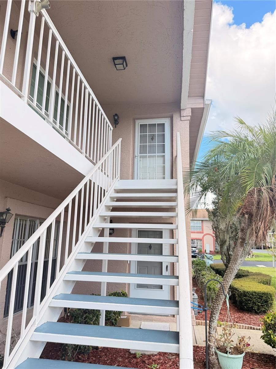 Condominium at 4805 SUNNYBROOK DR #26, NEW PORT RICHEY, photo 6 of 22
