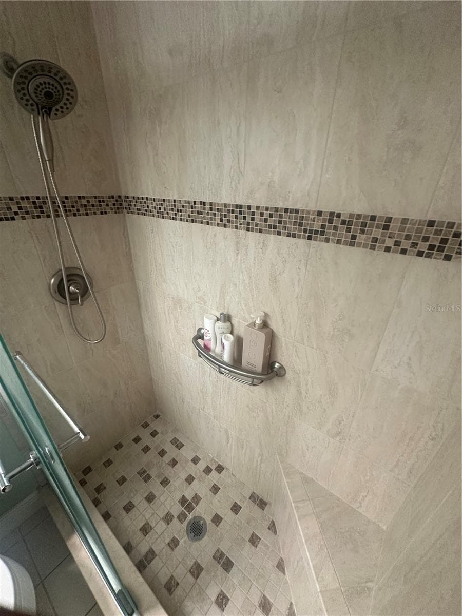 shower - 4805 SUNNYBROOK DR #26, NEW PORT RICHEY