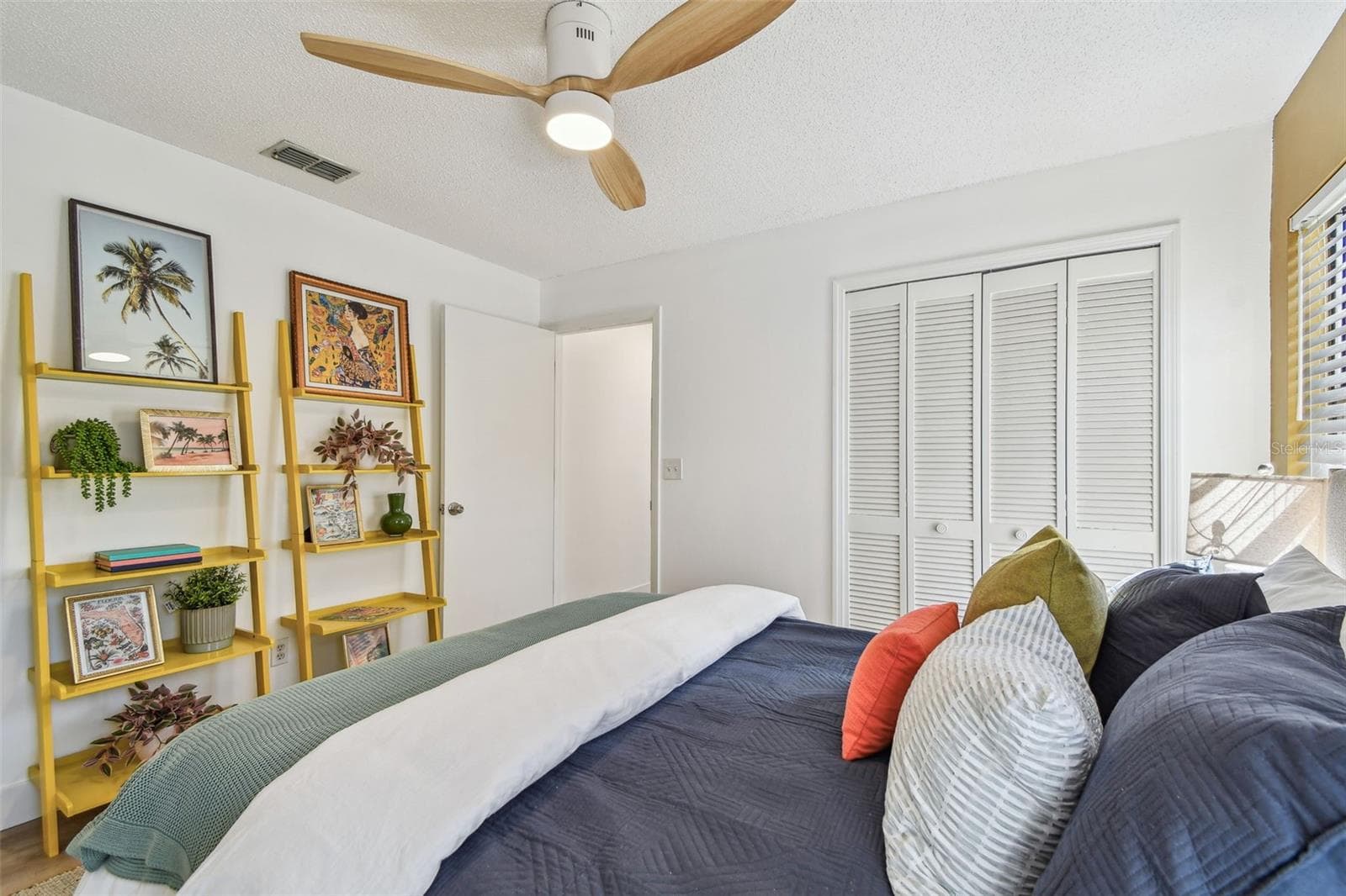 Single Family Residence at 380 FERNSHIRE CT, PALM HARBOR, photo 21 of 34