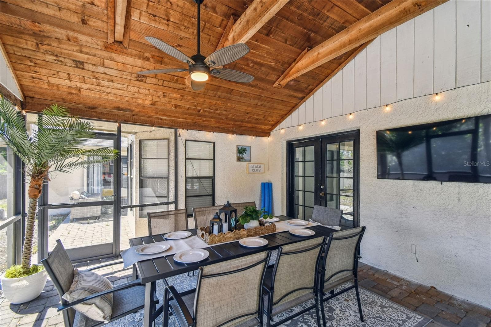 Single Family Residence at 380 FERNSHIRE CT, PALM HARBOR, photo 27 of 34