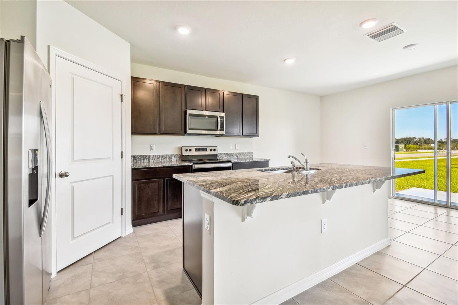 Single Family Residence at 2774 COMMON FIG RUN, WESLEY CHAPEL, photo 3 of 52