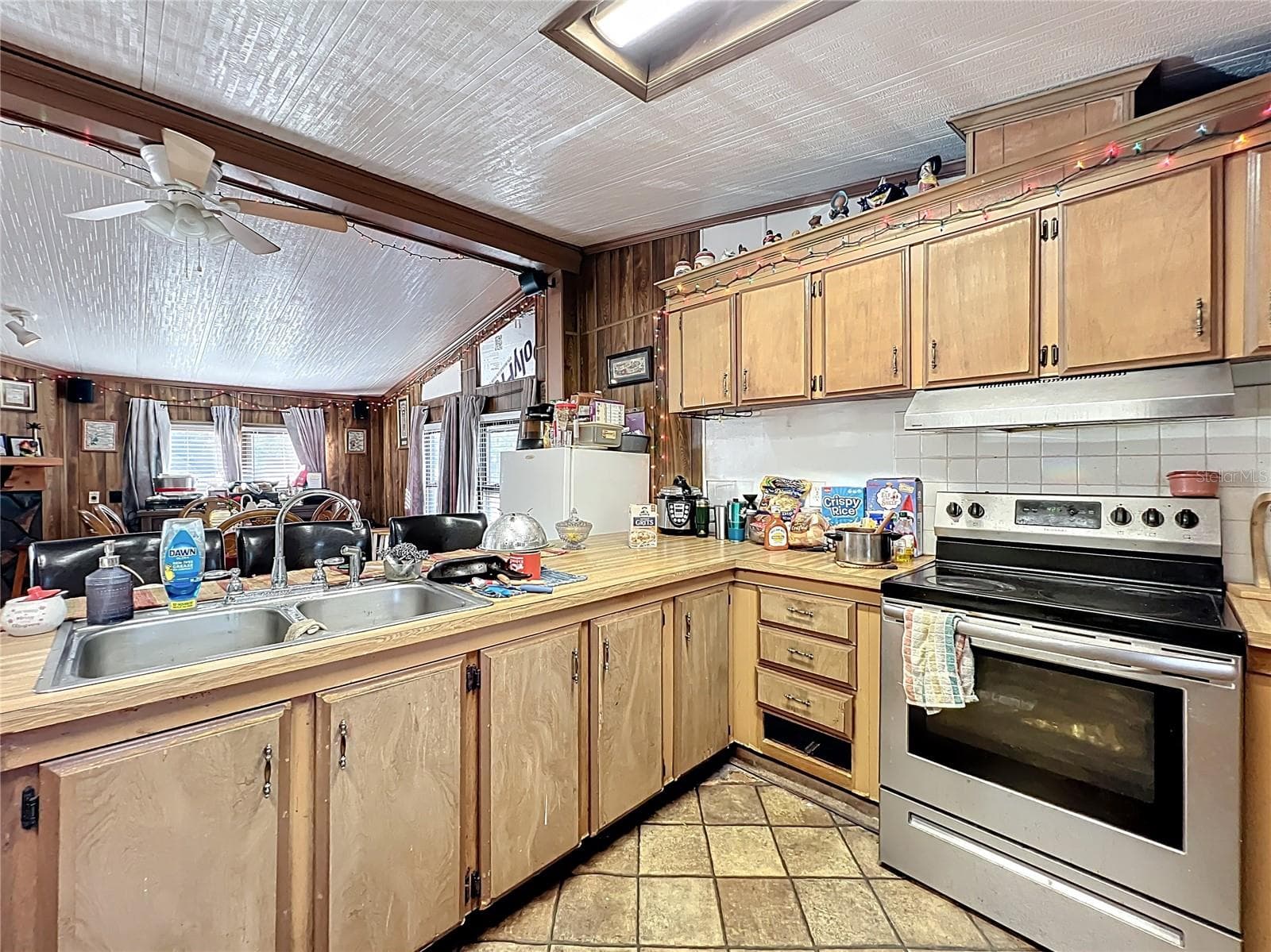 Manufactured Home at 45797 OHIO ST, PAISLEY, photo 17 of 28