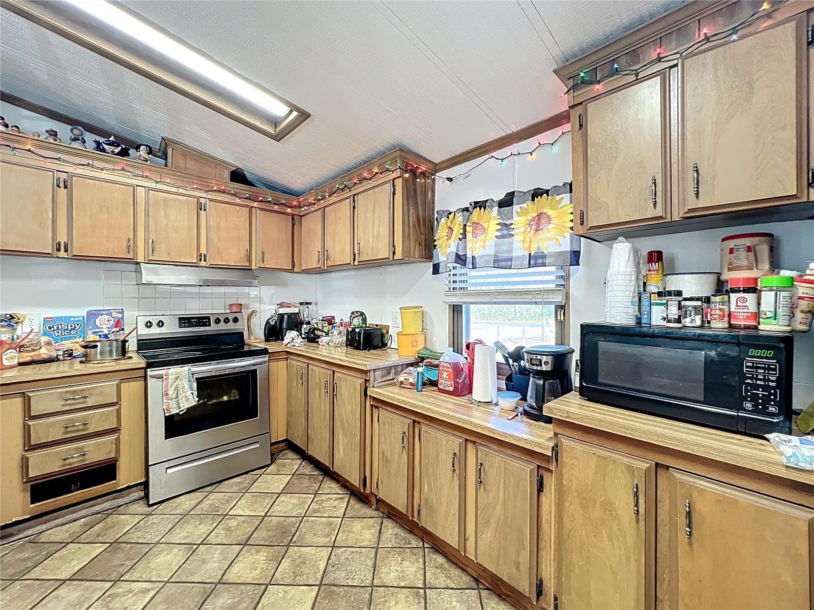 Manufactured Home at 45797 OHIO ST, PAISLEY, photo 18 of 28