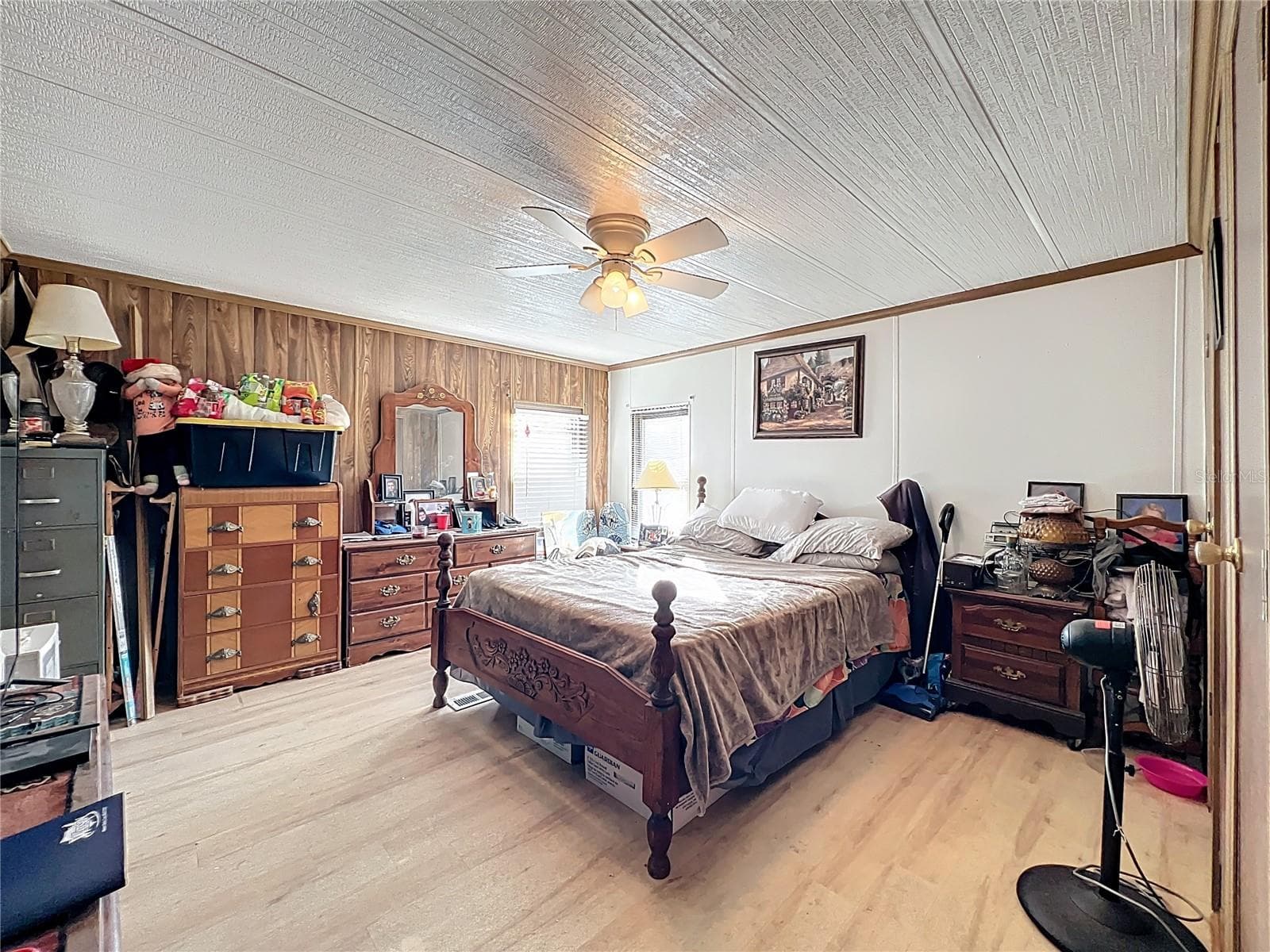 Manufactured Home at 45797 OHIO ST, PAISLEY, photo 22 of 28