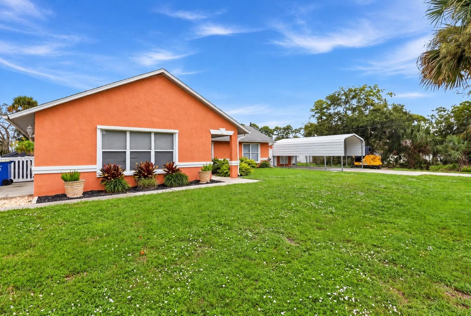Single Family Residence at EDGEWATER, photo 4 of 41