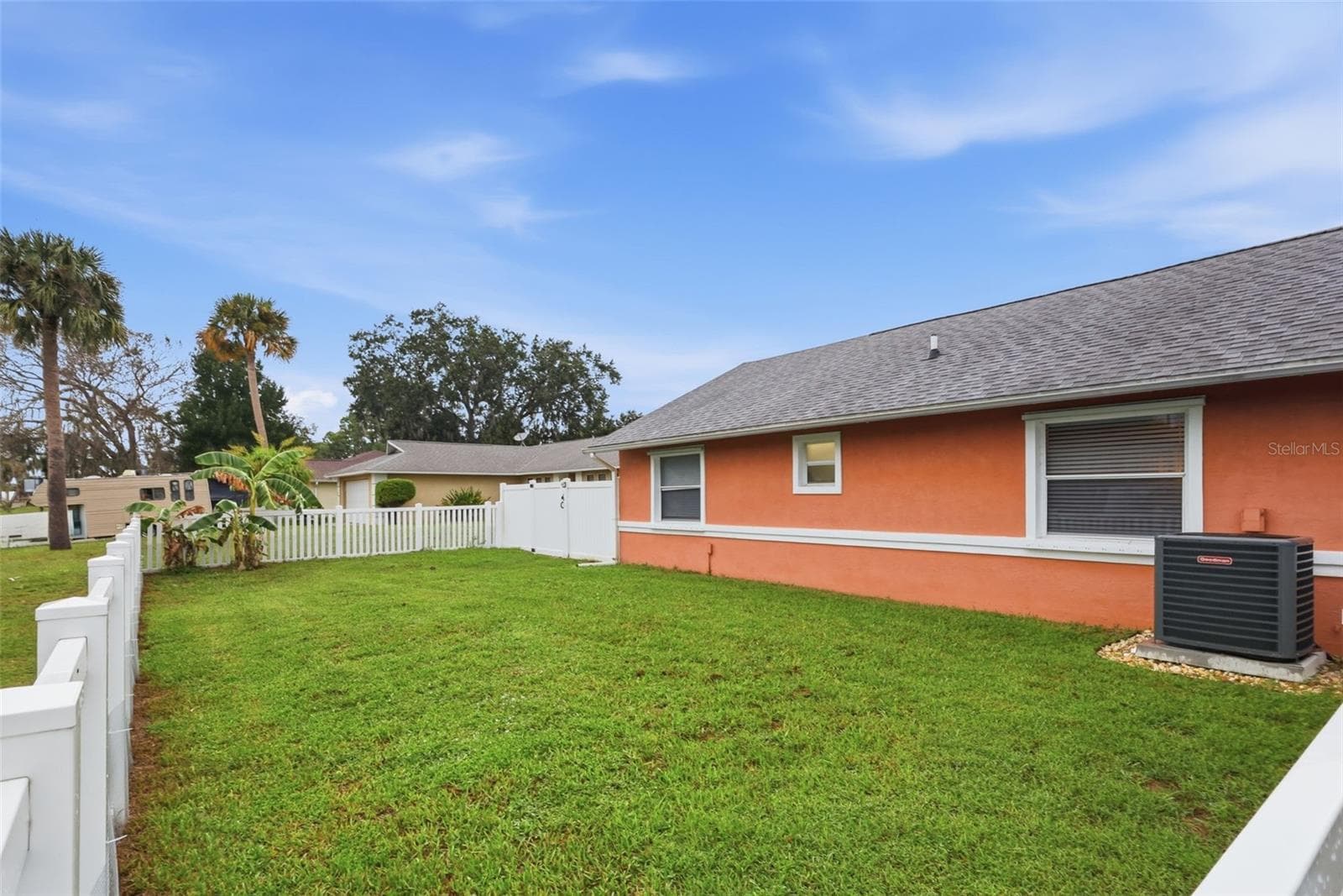 Single Family Residence at EDGEWATER, photo 37 of 41