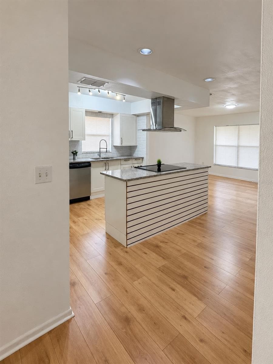 kitchen - 86 LAKE DAISY BLVD, WINTER HAVEN
