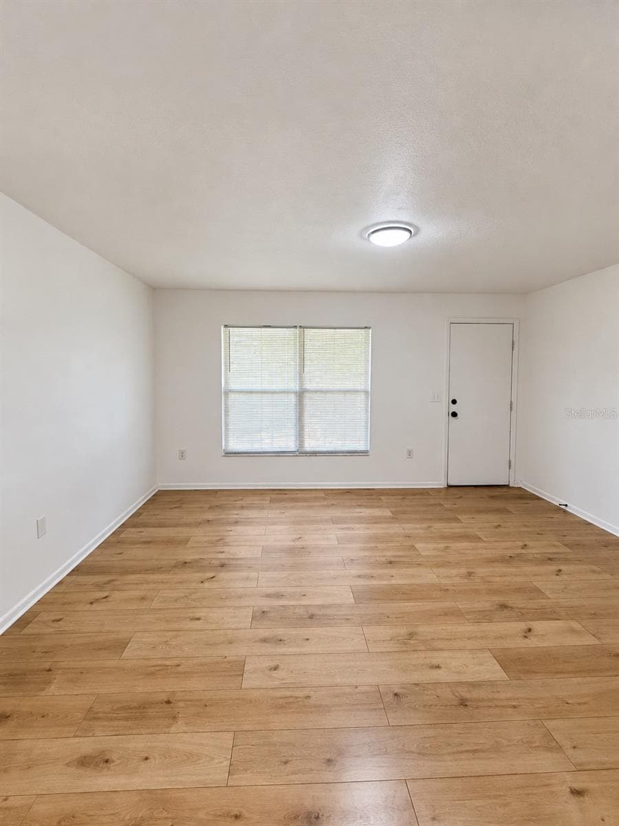2nd living room or dining - 86 LAKE DAISY BLVD, WINTER HAVEN