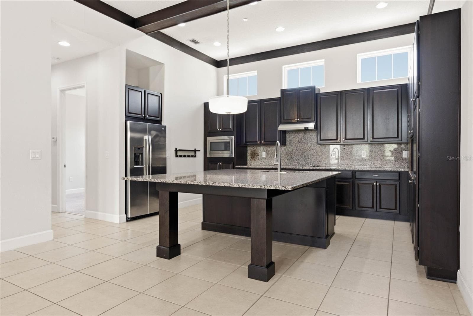 Townhouse at 9025 LAUREATE BLVD, ORLANDO, photo 6 of 15