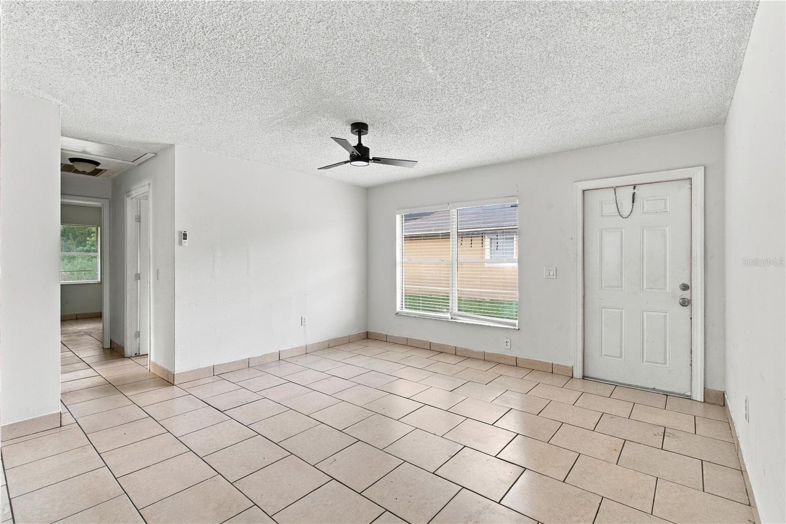Duplex at 2461 CHESTNUT WOODS DR, LAKELAND, photo 8 of 39
