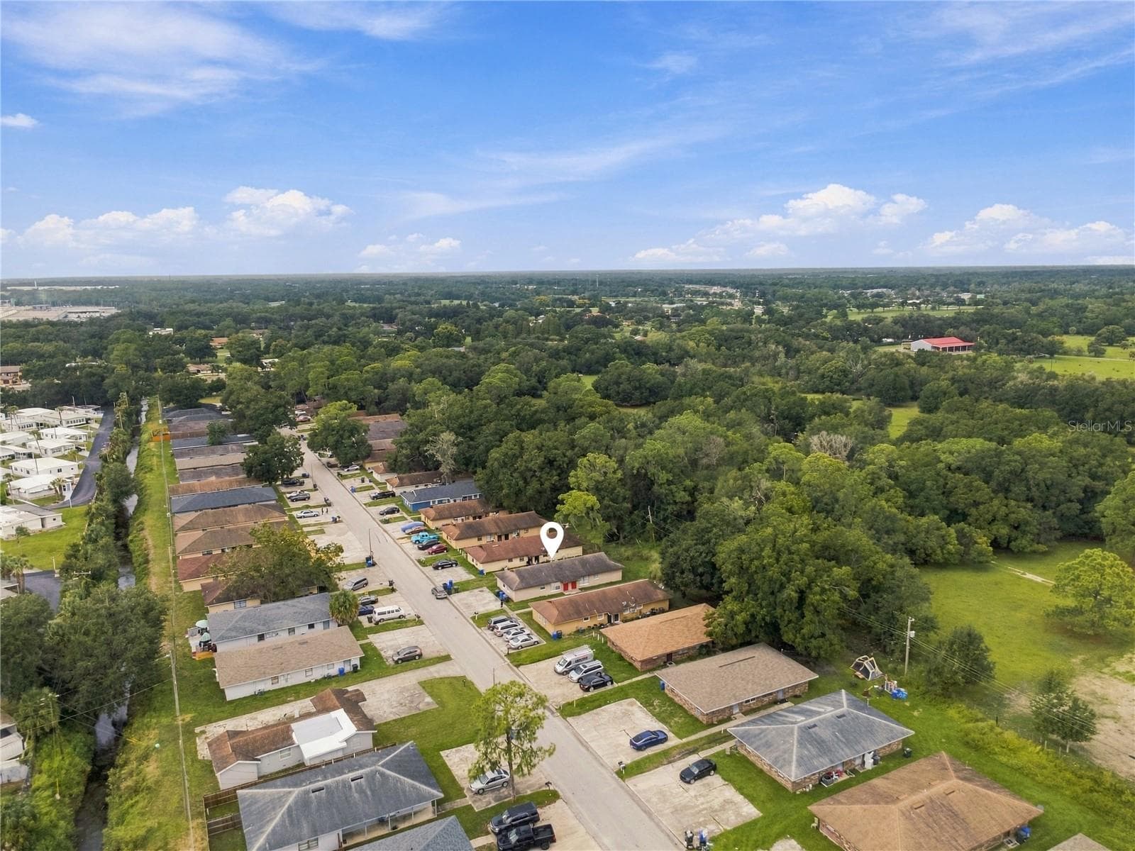 Duplex at 2461 CHESTNUT WOODS DR, LAKELAND, photo 37 of 39