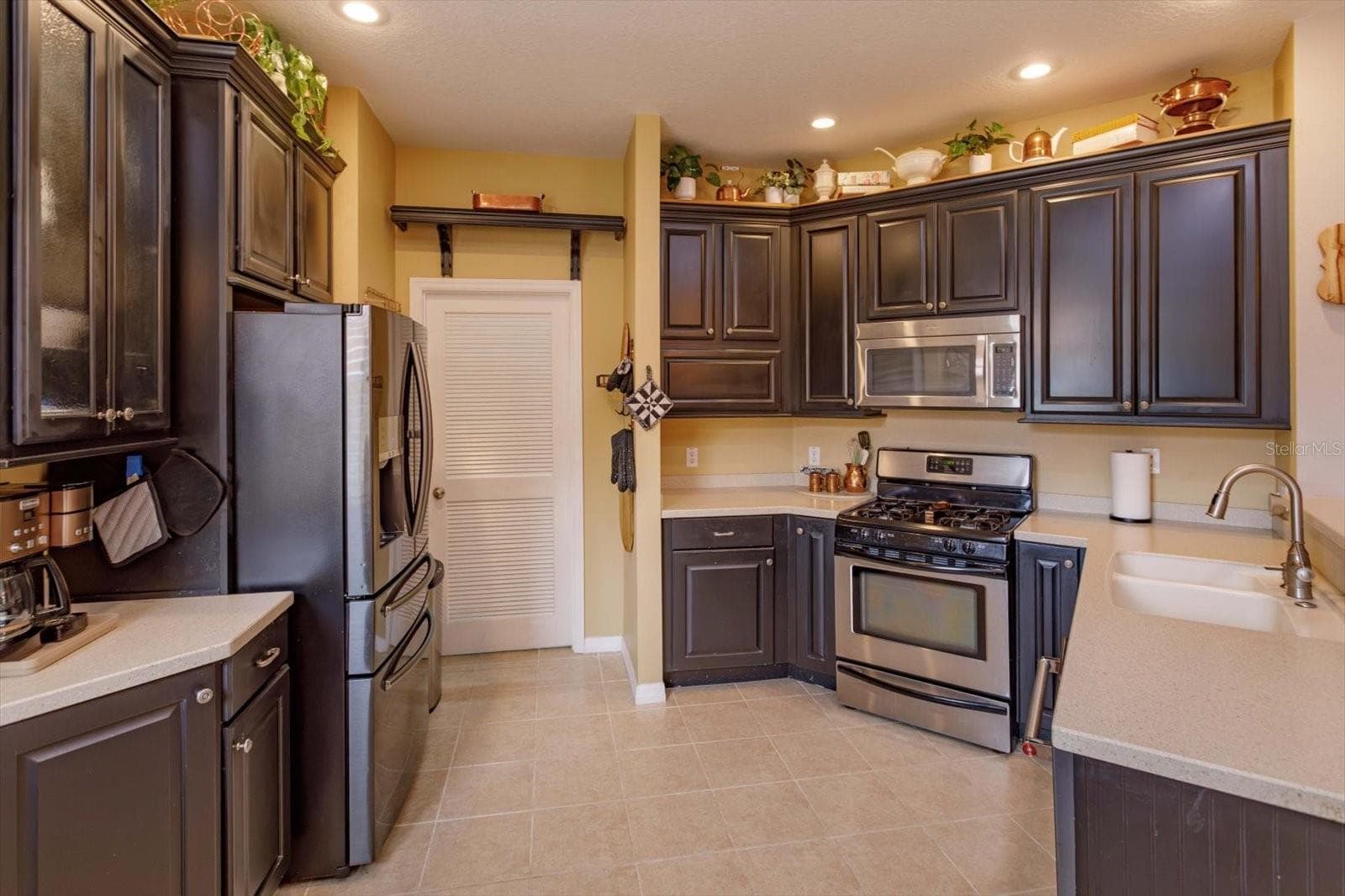 Single Family Residence at 27239 WHITE PLAINS WAY, LEESBURG, photo 12 of 50