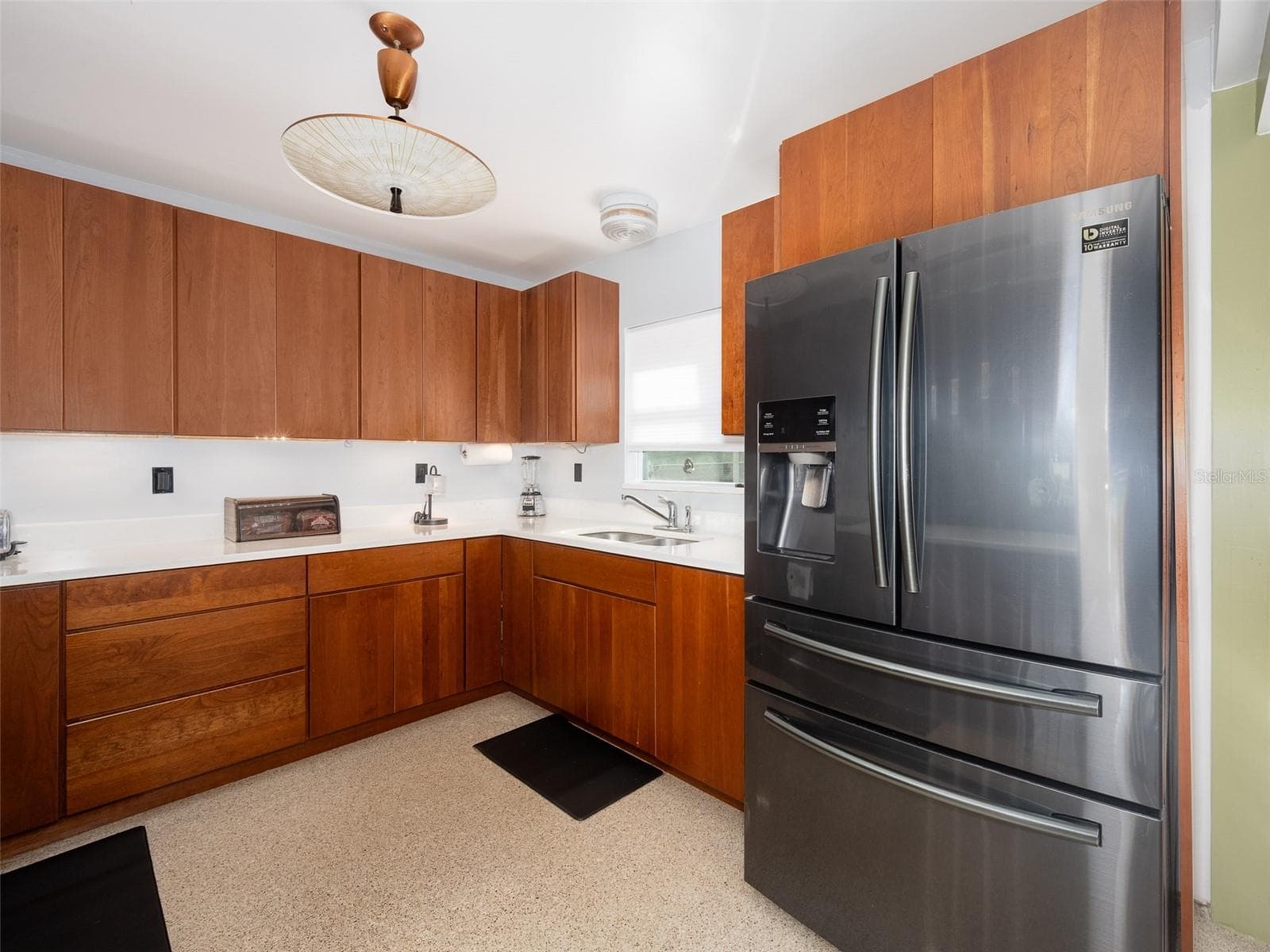 Kitchen - 35546 CALLA CT, LEESBURG