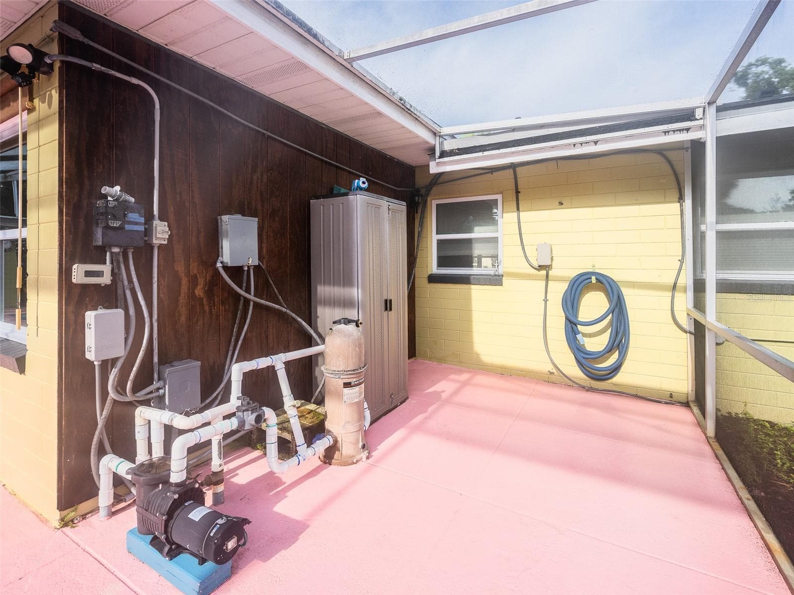 Pool Equipment - 35546 CALLA CT, LEESBURG