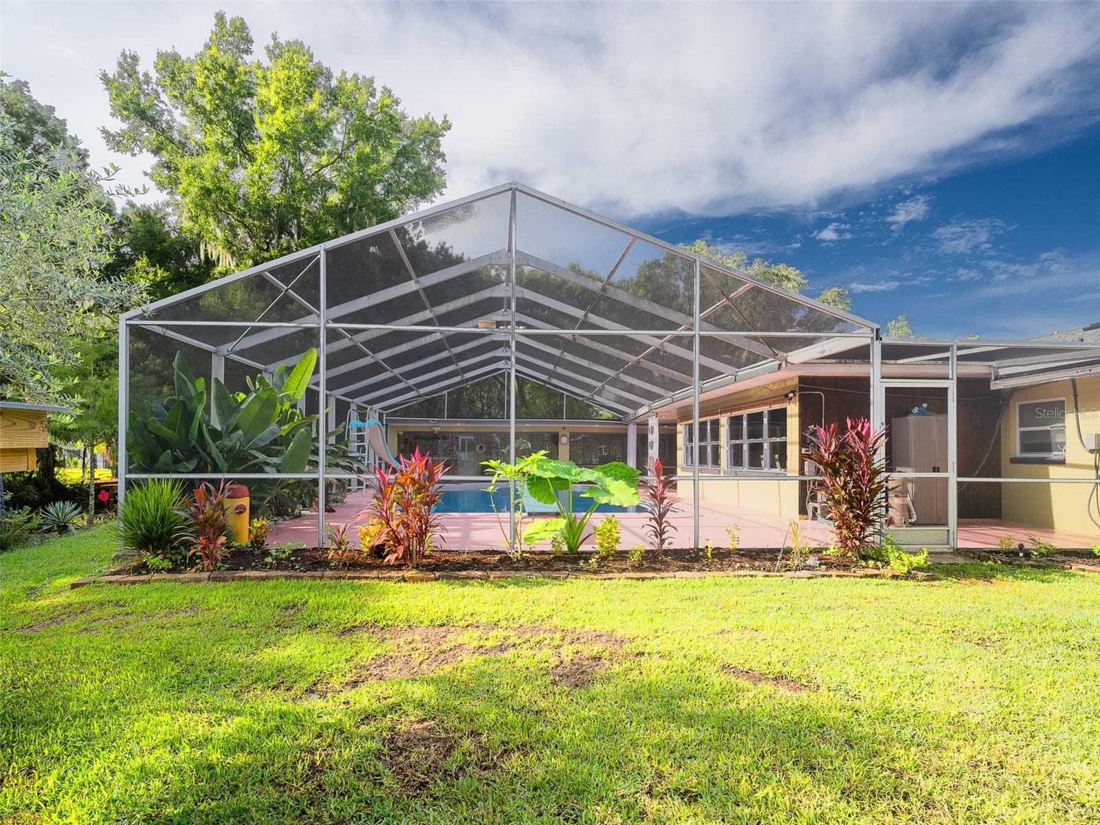 Screened Pool Enclosure - 35546 CALLA CT, LEESBURG