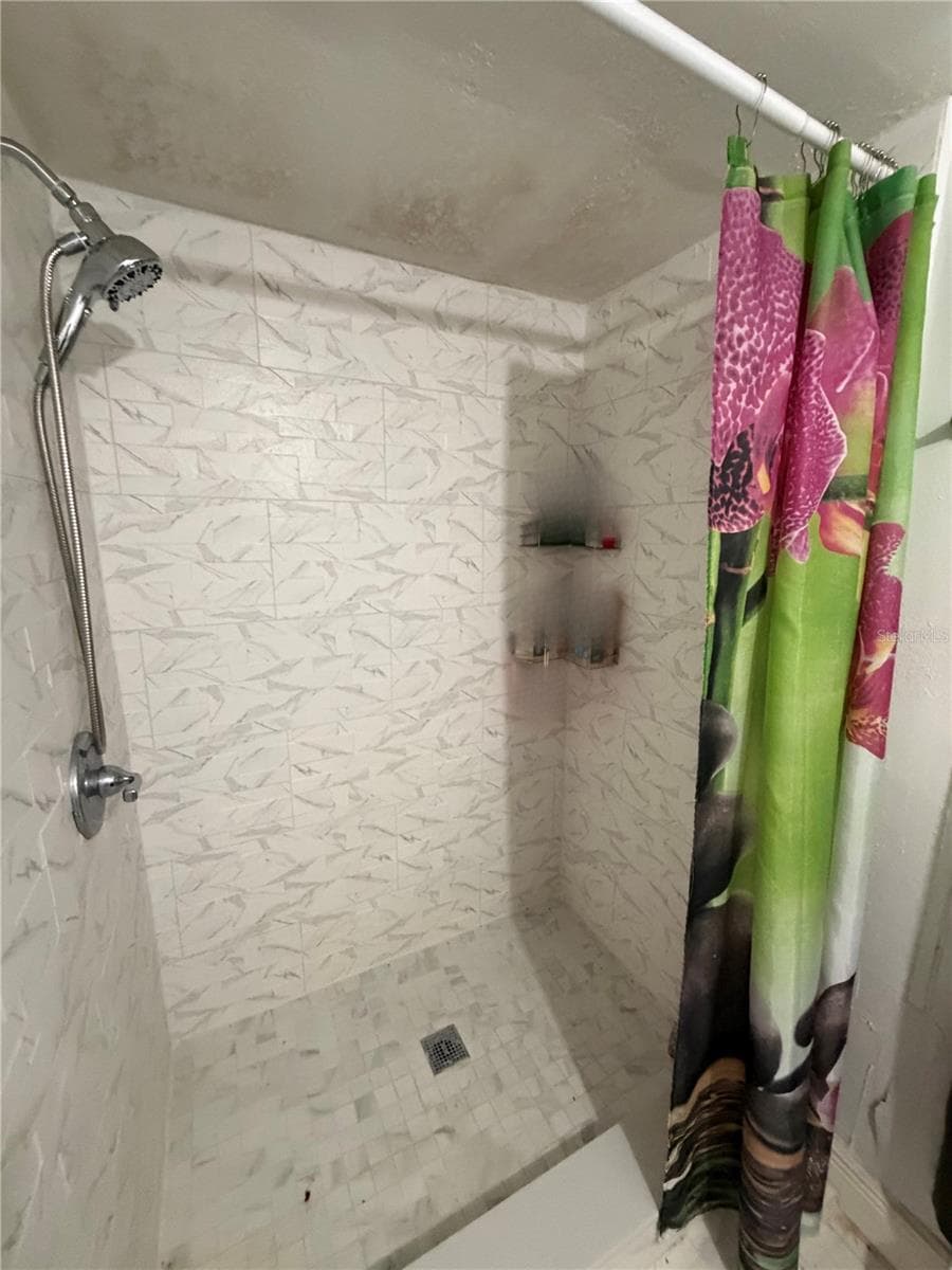 Manufactured Home at 17327 TROJANTOWN DR, SPRING HILL, photo 15 of 16