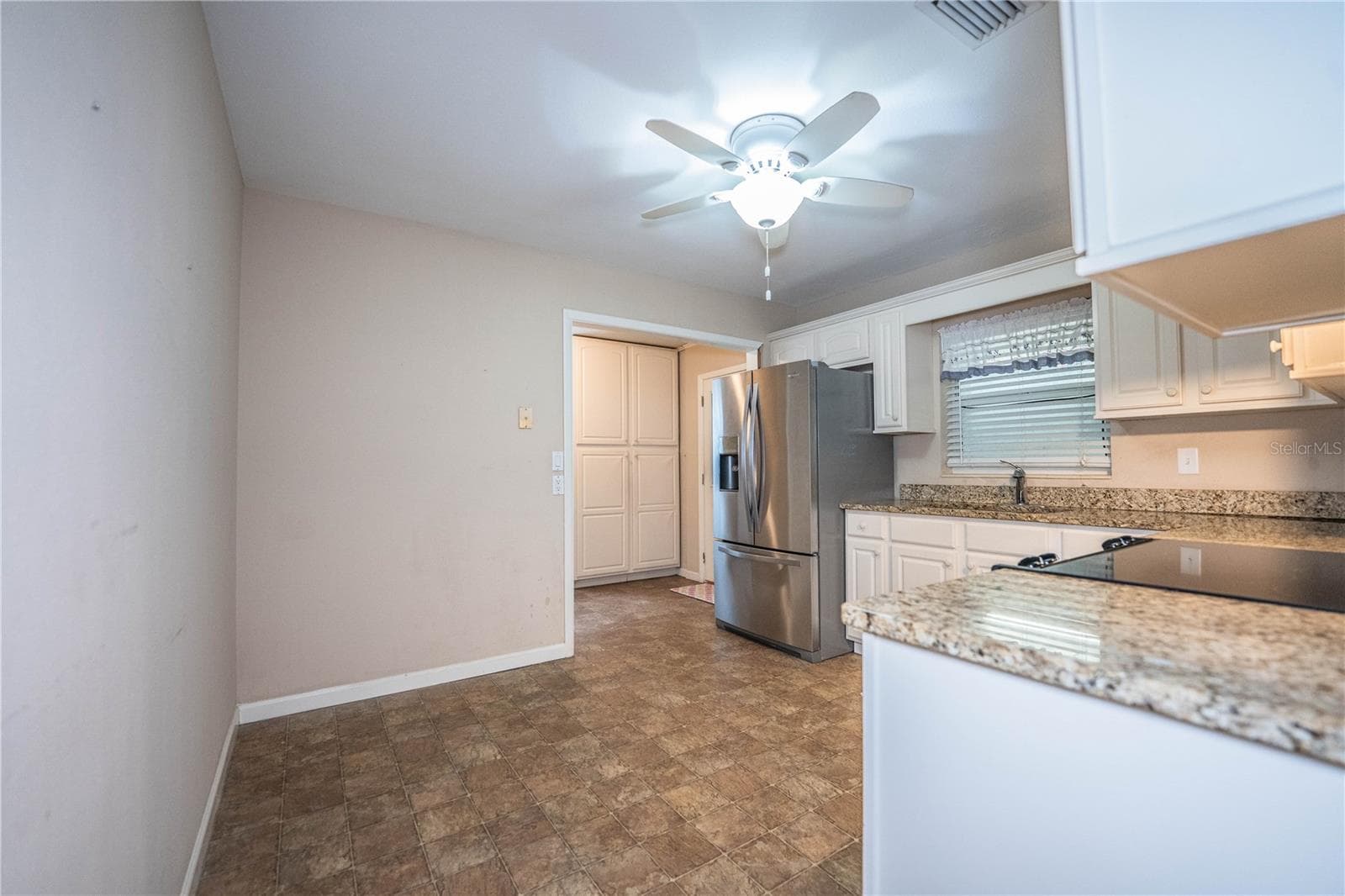 Kitchen - 975 E MANN RD, BARTOW