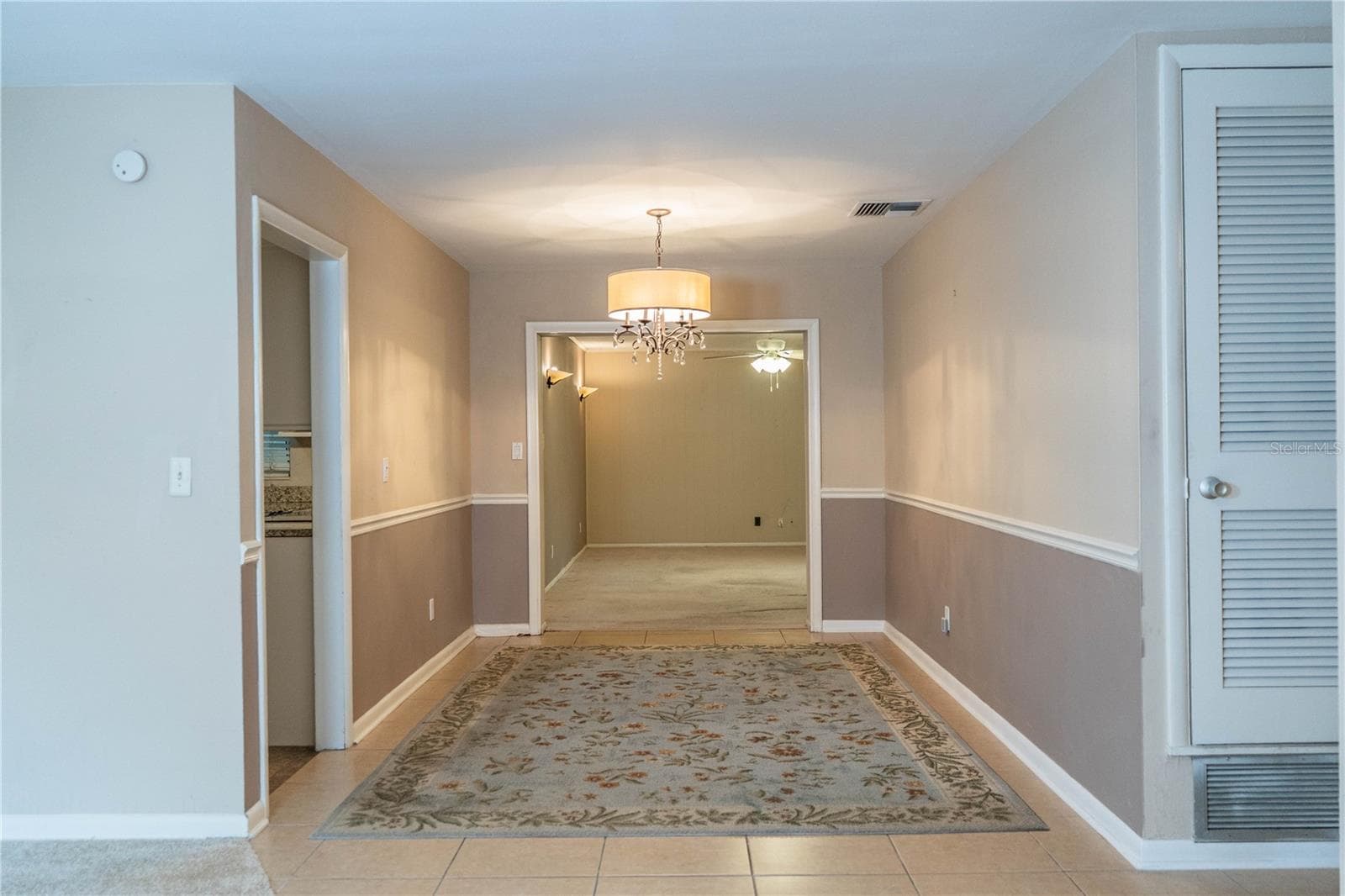 Dining Room to family room - 975 E MANN RD, BARTOW