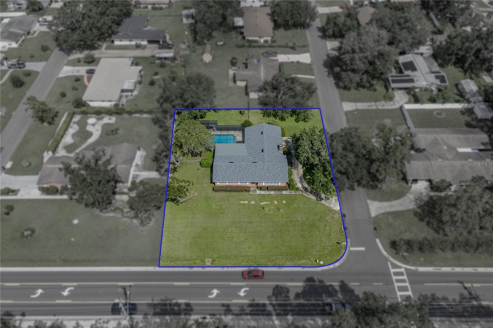 Single Family Residence at 609 W PIPKIN RD, LAKELAND, photo 34 of 48