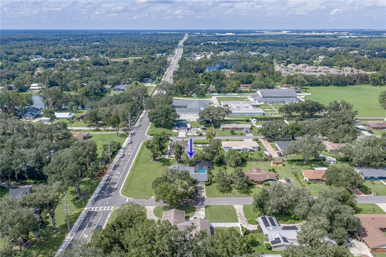 Single Family Residence at 609 W PIPKIN RD, LAKELAND, photo 42 of 48