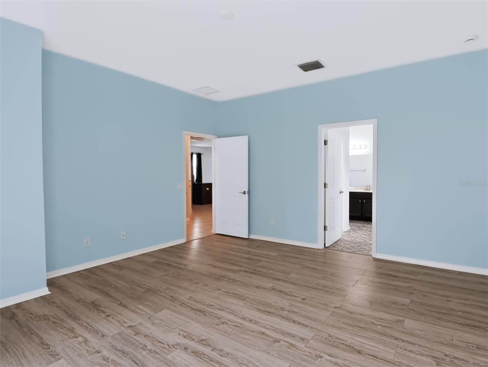 Single Family Residence at 620 CHESNEY DR, VALRICO, photo 34 of 48