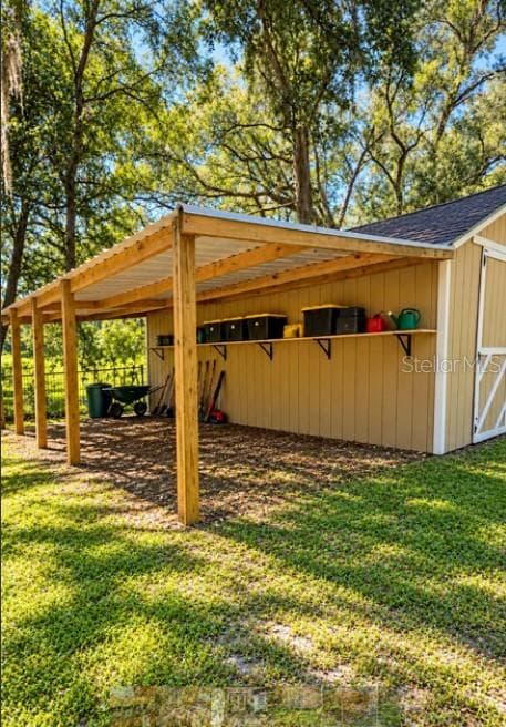 Single Family Residence at 16421 HANNA RD, LUTZ, photo 4 of 17