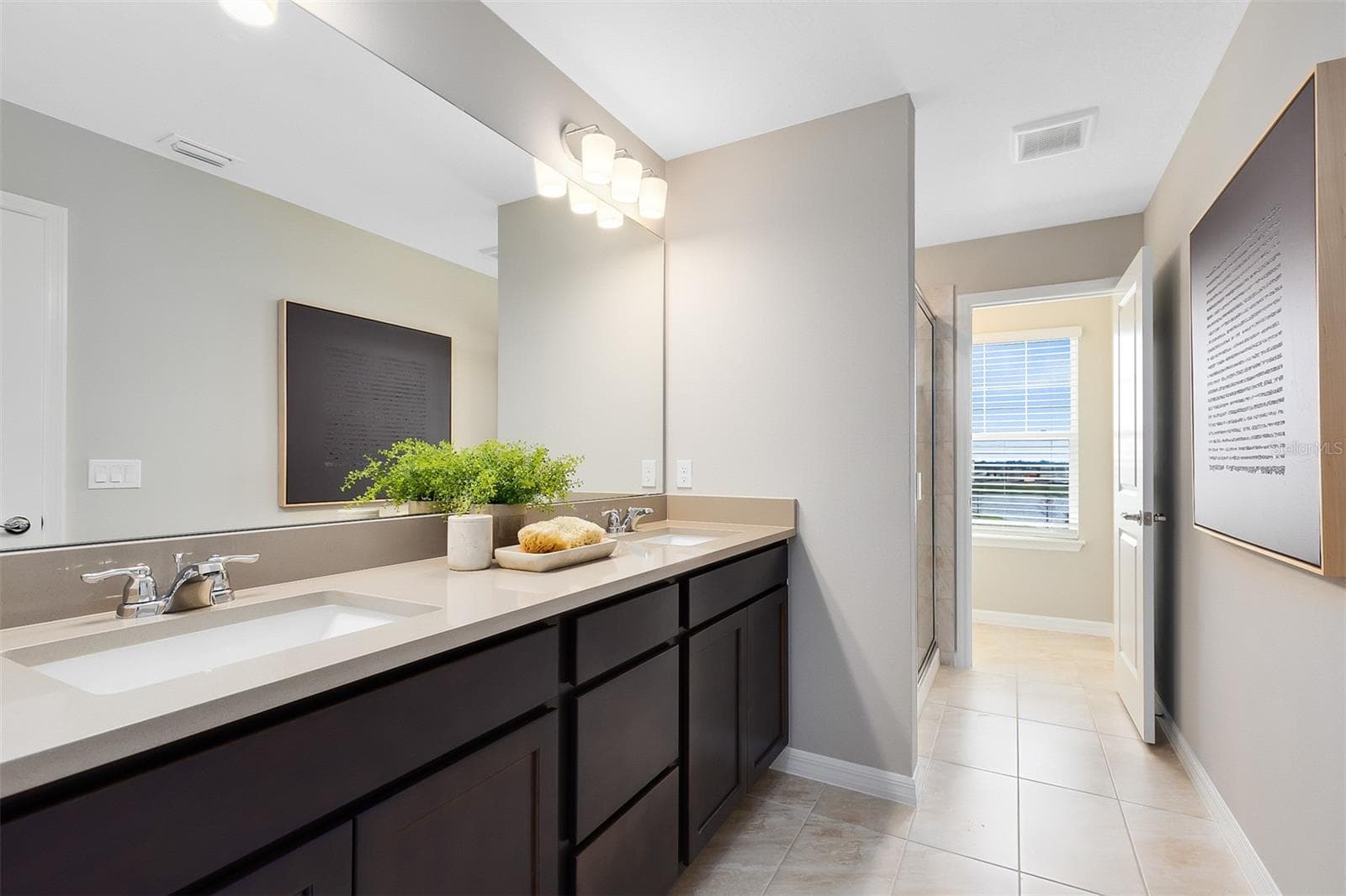 Model Home Design Only. Pictures and furnishings are for illustrative purposes only. Elevations, colors and options may vary. Furniture is for model home staging only. - 5046 SHRUB LEAF ALLEY, ST CLOUD
