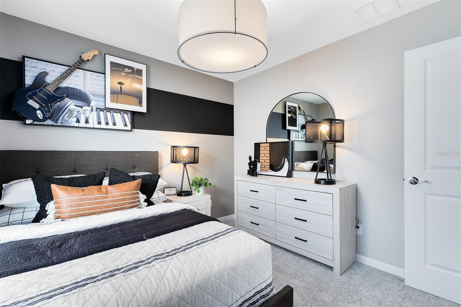 Model Home Design Only. Pictures and furnishings are for illustrative purposes only. Elevations, colors and options may vary. Furniture is for model home staging only. - 5046 SHRUB LEAF ALLEY, ST CLOUD