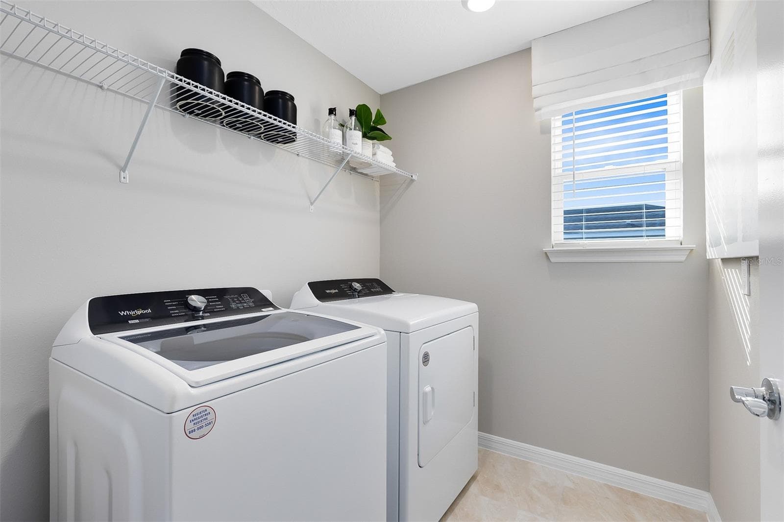 Model Home Design Only. Pictures and furnishings are for illustrative purposes only. Elevations, colors and options may vary. Furniture is for model home staging only. - 5046 SHRUB LEAF ALLEY, ST CLOUD