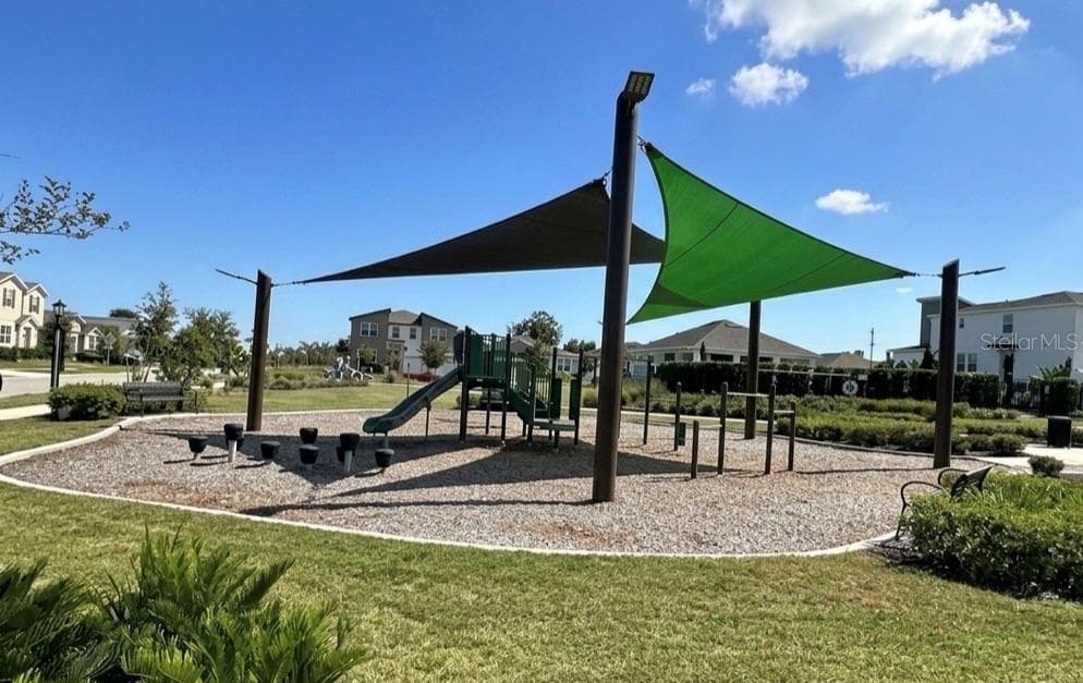 Beautiful Playground in the Park - 1123 BOARDWALK PL, KISSIMMEE