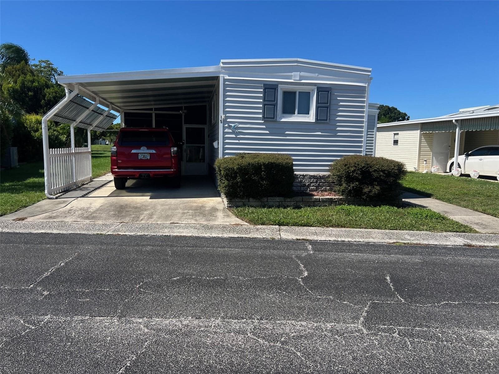 Mobile Home at 15 THATCH PALM ST E, LARGO, photo 2 of 29