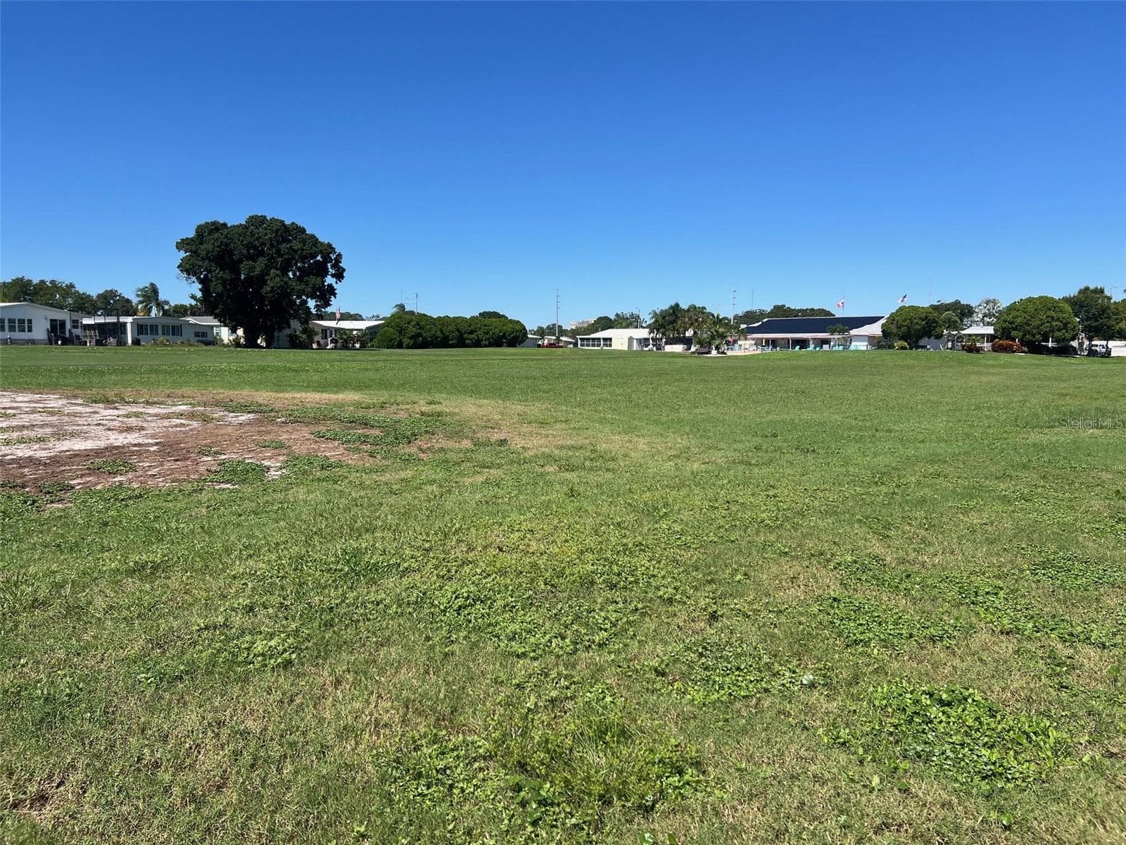 Mobile Home at 15 THATCH PALM ST E, LARGO, photo 4 of 29