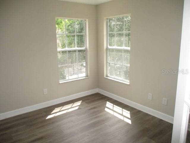 Front corner bedroom 2nd floor - 11314 OYSTER BAY CIR, NEW PORT RICHEY