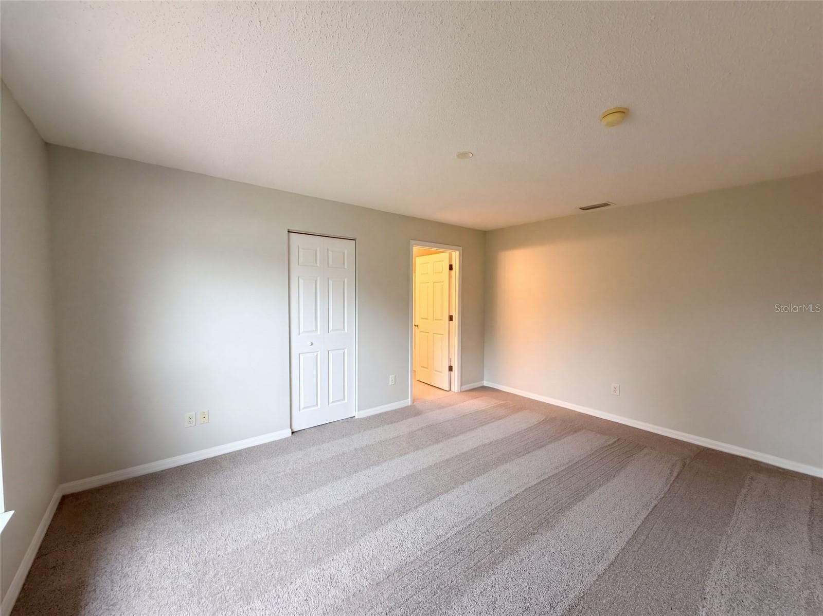Single Family Residence at 18 ROLLAND LN, PALM COAST, photo 4 of 28