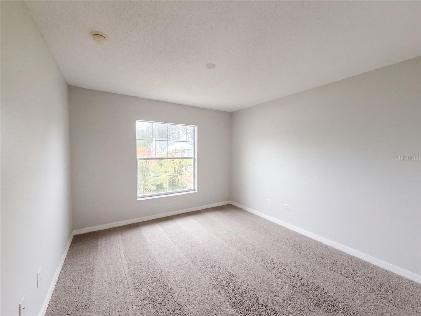 Single Family Residence at 18 ROLLAND LN, PALM COAST, photo 14 of 28