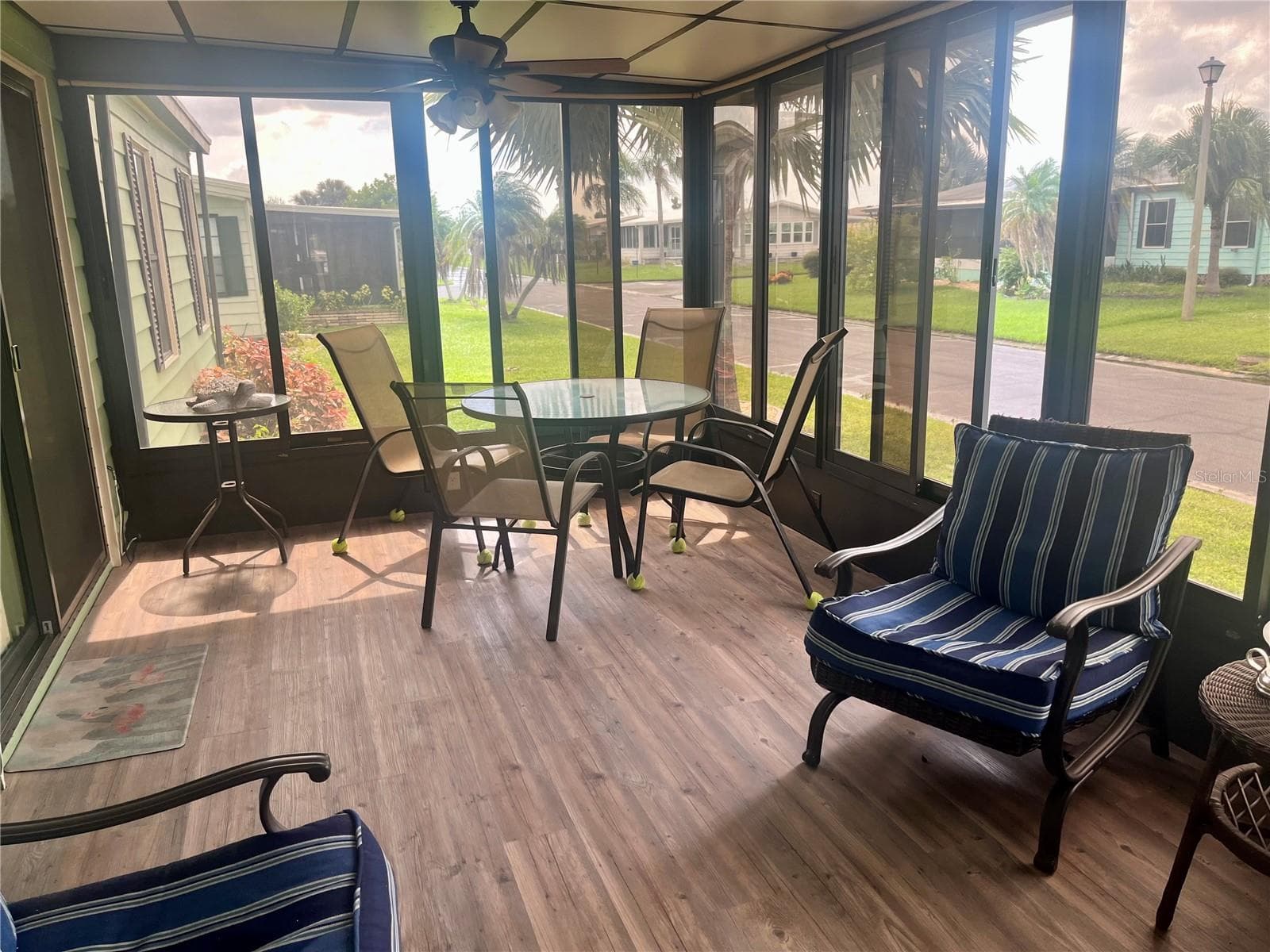 Manufactured Home at 312 MARINER DR, NORTH PORT, photo 19 of 30