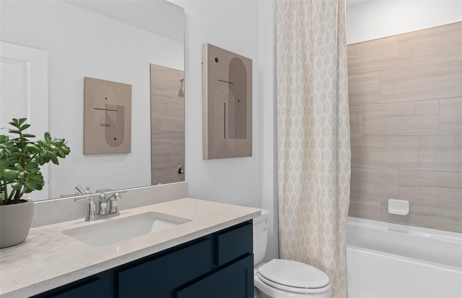 Model Home Design Only. Pictures and furnishings are for illustrative purposes only. Elevations, colors and options may vary. Furniture is for model home staging only.? - 5088 SHRUB LEAF ALLEY, ST CLOUD