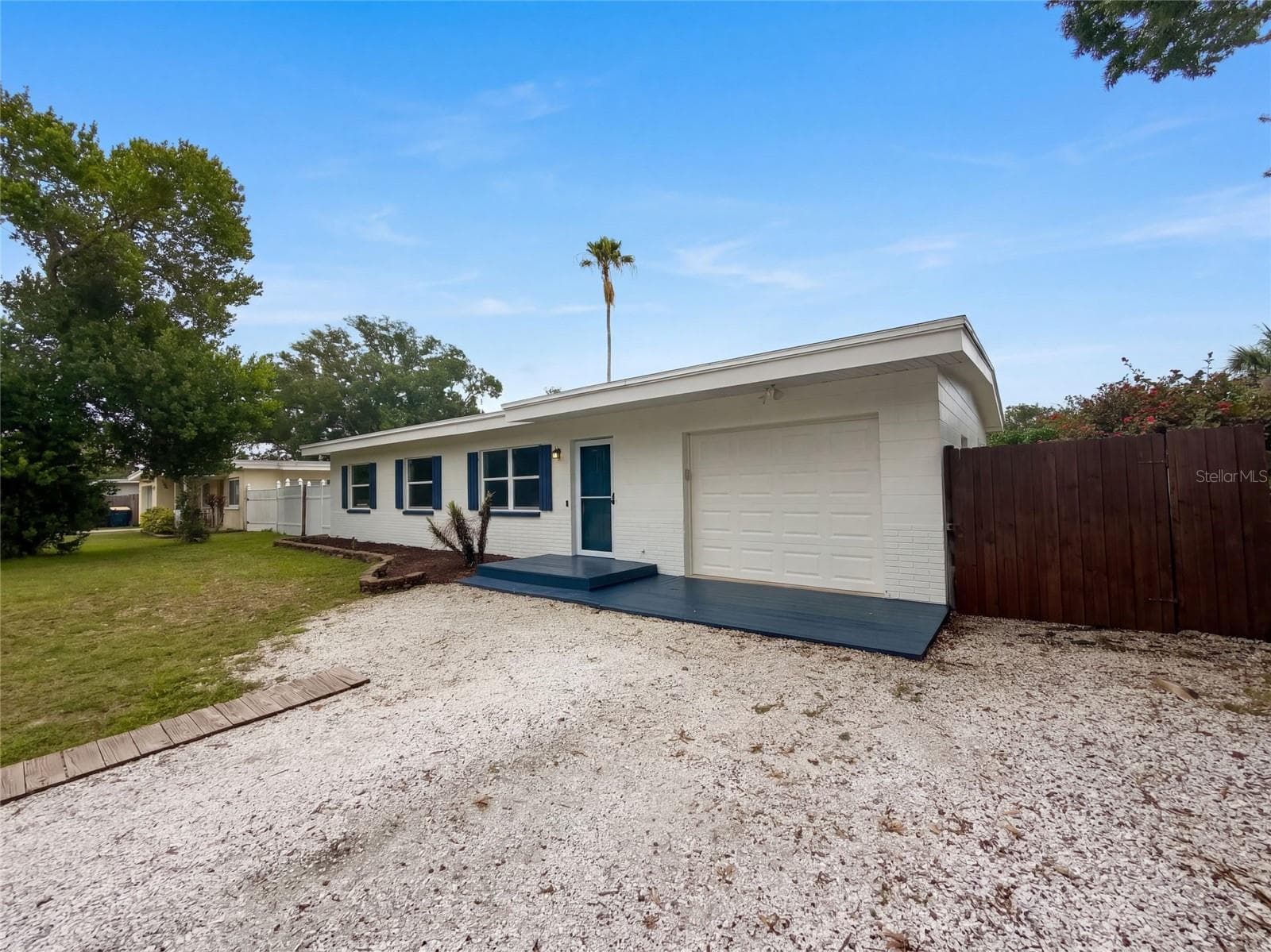 Single Family Residence at 1371 JEFFORDS ST, CLEARWATER, photo 21 of 23