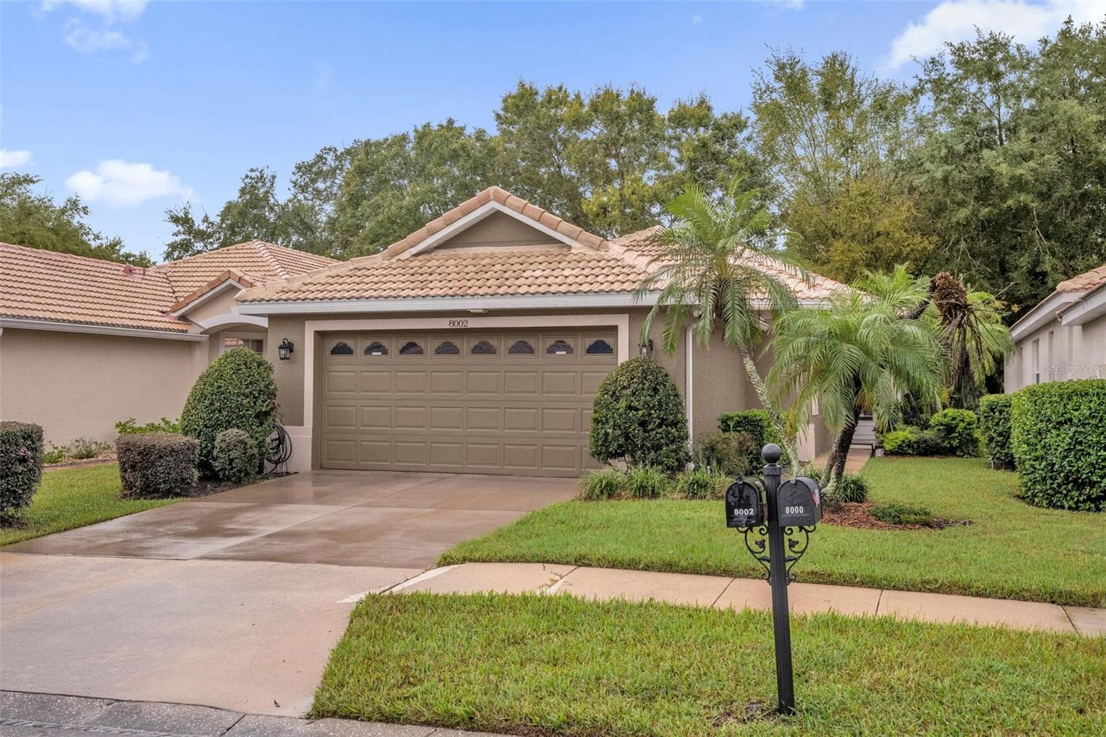Single Family Residence at 8002 SAINT ANDREWS WAY, MOUNT DORA, photo 3 of 31