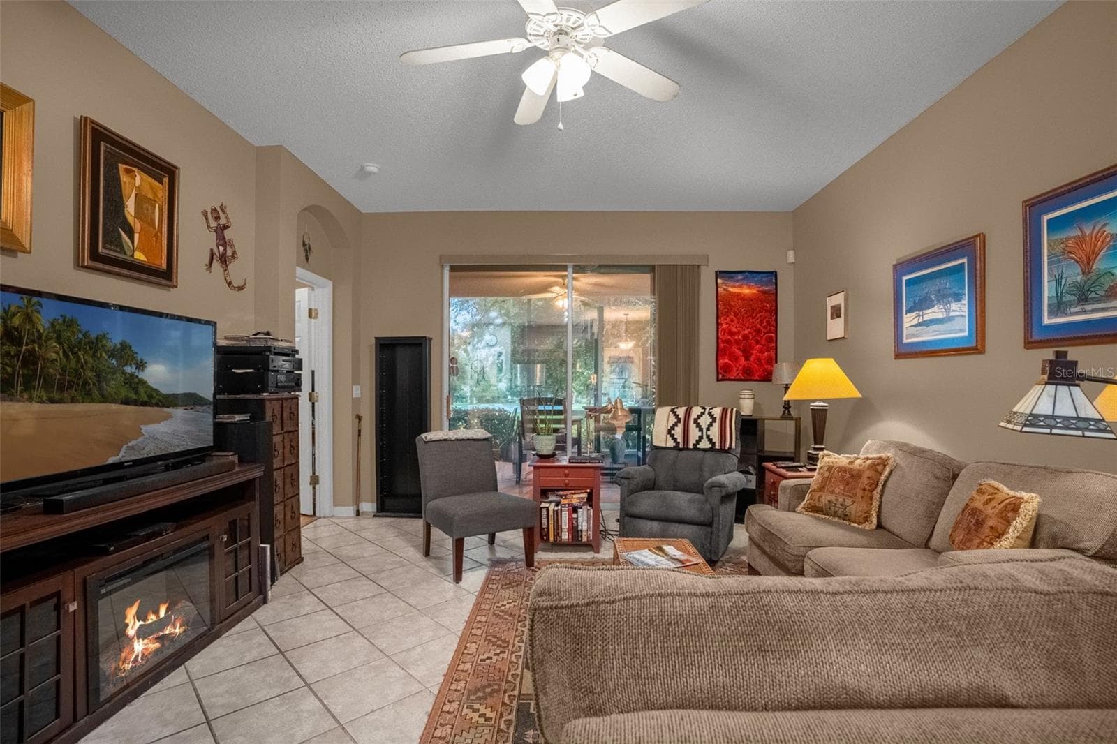 Single Family Residence at 8002 SAINT ANDREWS WAY, MOUNT DORA, photo 7 of 31