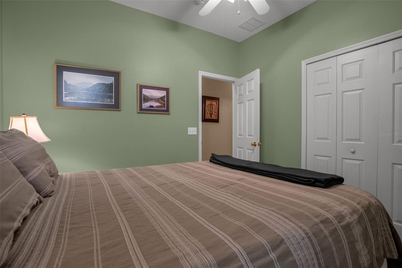 Single Family Residence at 8002 SAINT ANDREWS WAY, MOUNT DORA, photo 19 of 31
